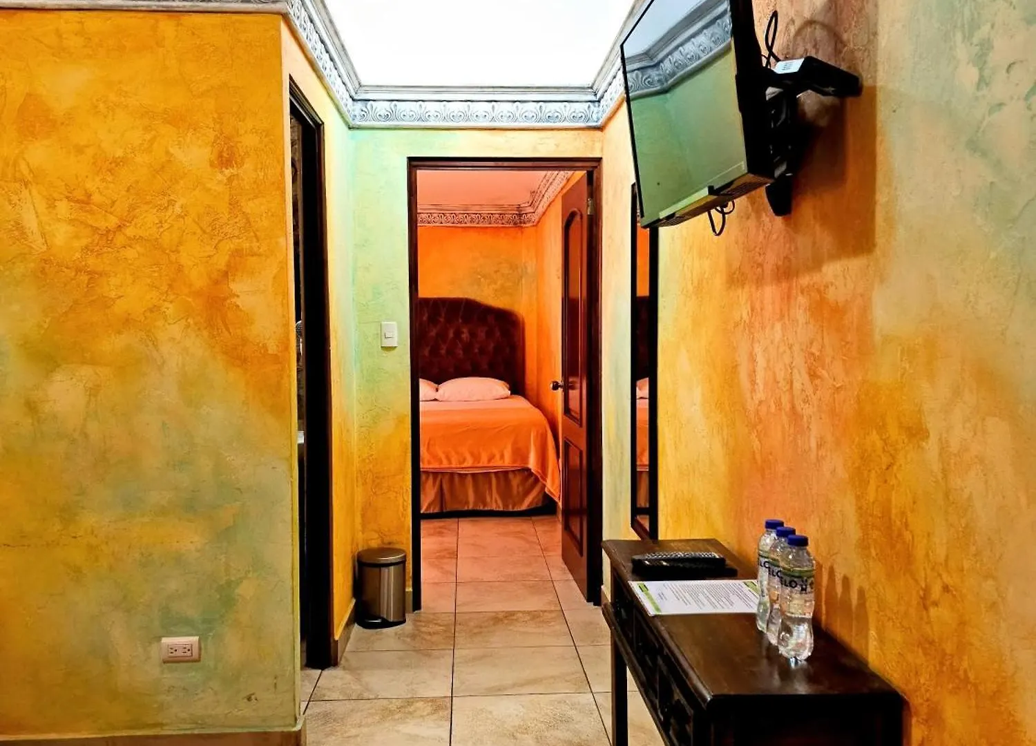 Antigua Inn Hotel Guatemala City