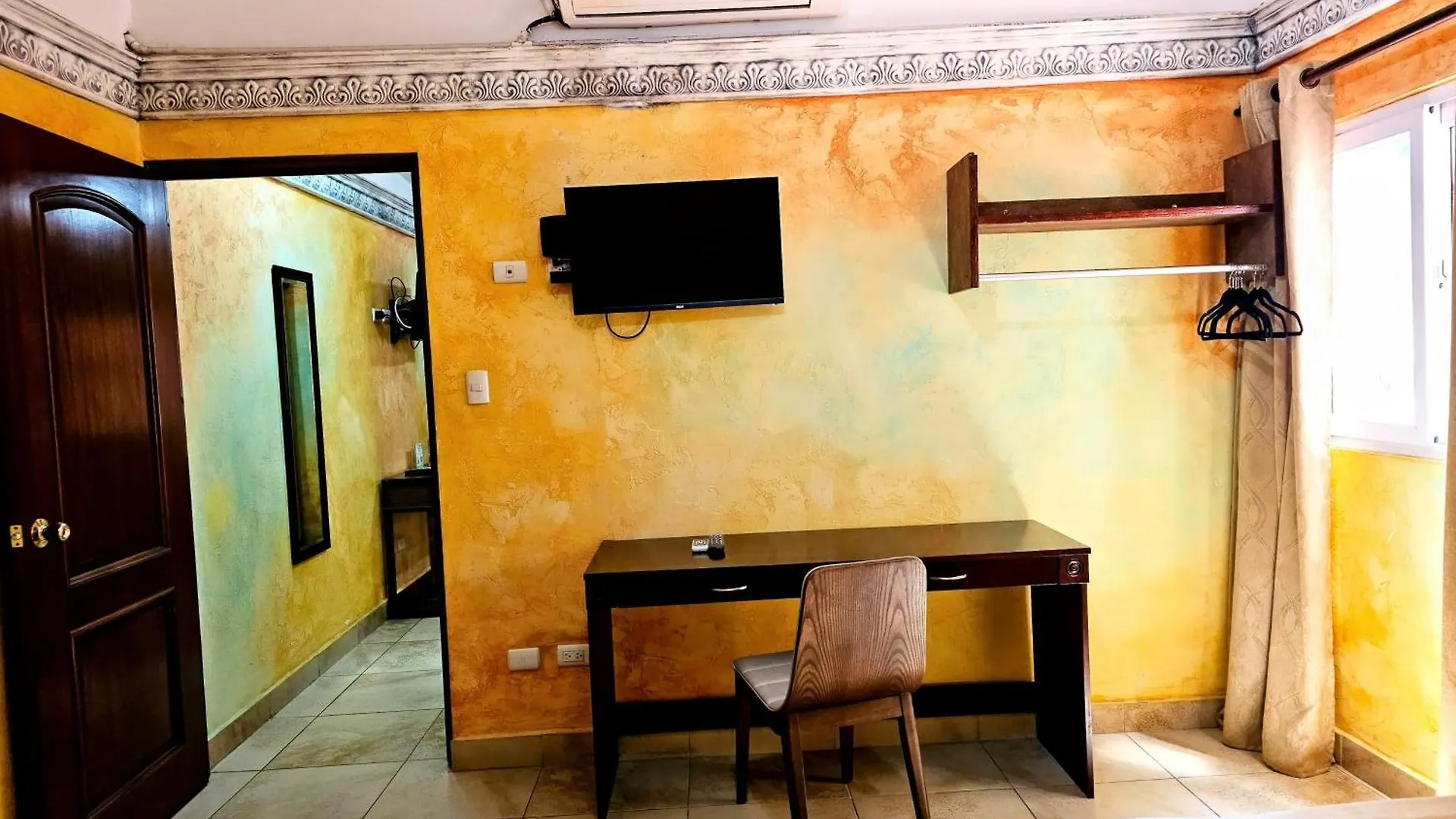 Antigua Inn Hotel Guatemala City